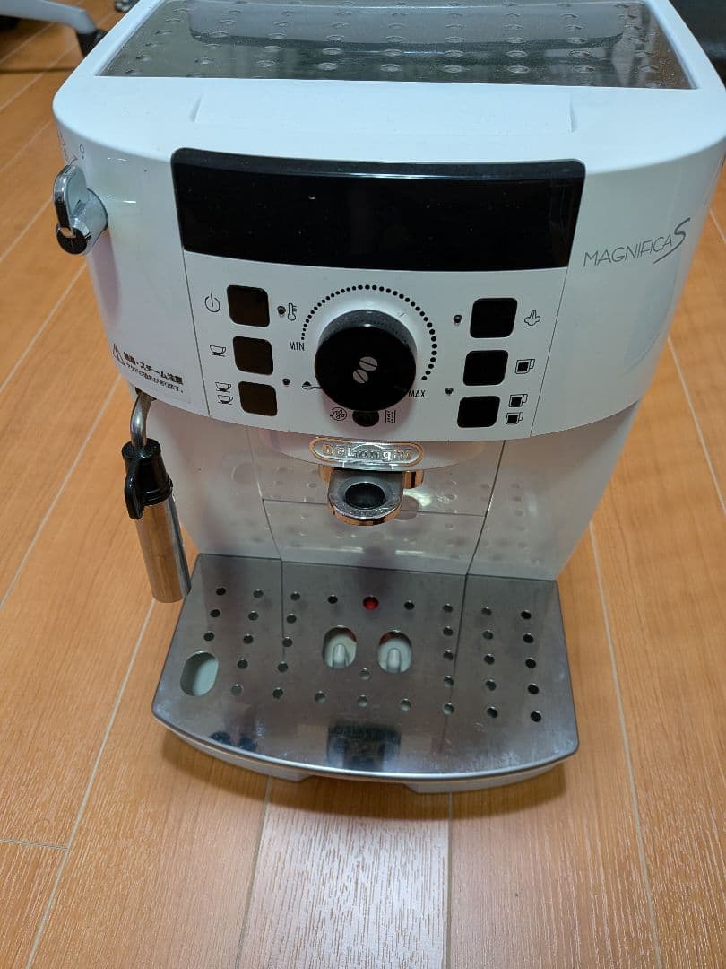 マグニフィカS ECAM22112W