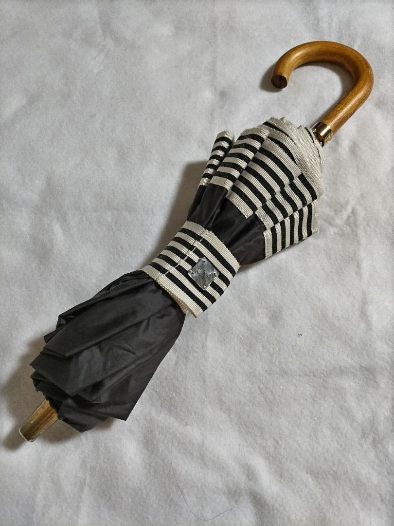 アシーナニューヨーク　日傘　　晴雨兼用　ボーダー　黒　傘