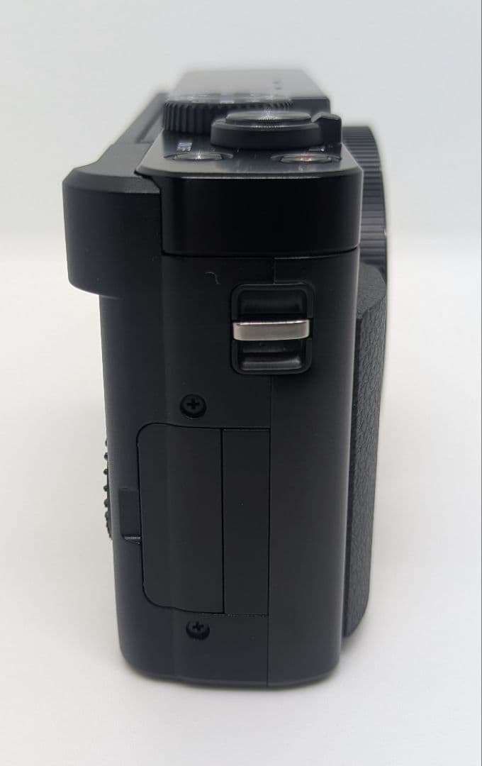 Panasonic Lumix DC-TZ99 ケースおまけ