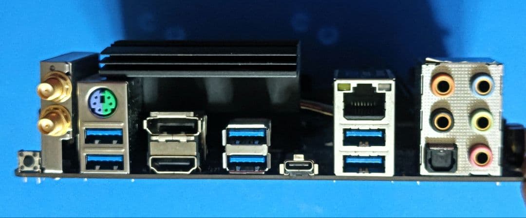 マザーボード Z390 Phantom Gaming-ITX/ac