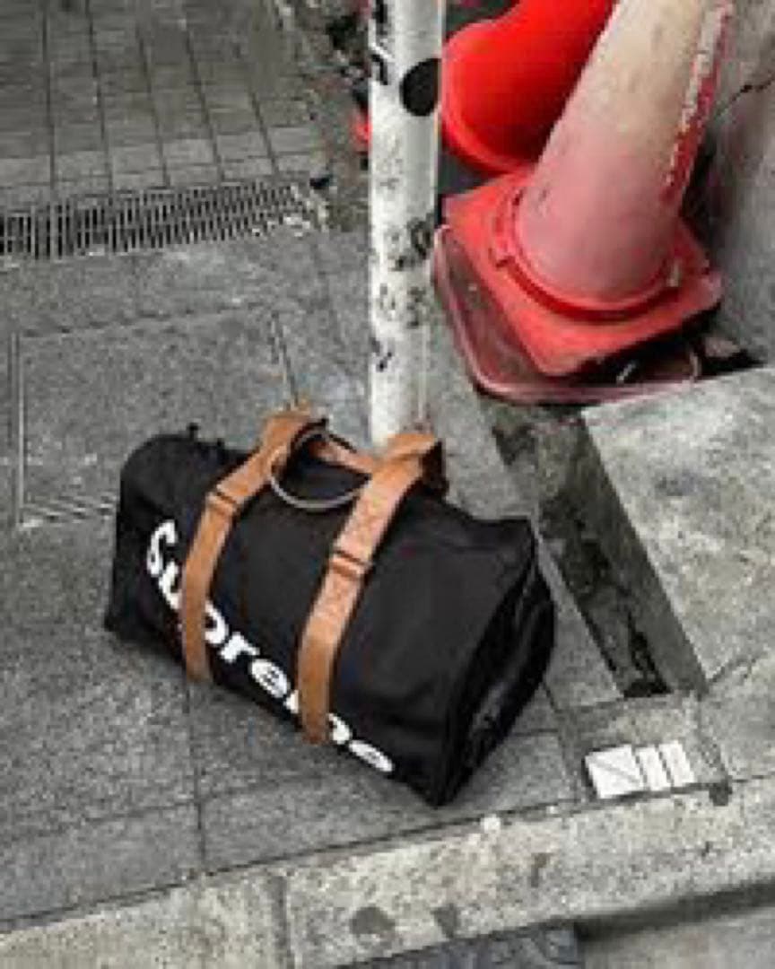 激レア Supreme ボストンバッグ