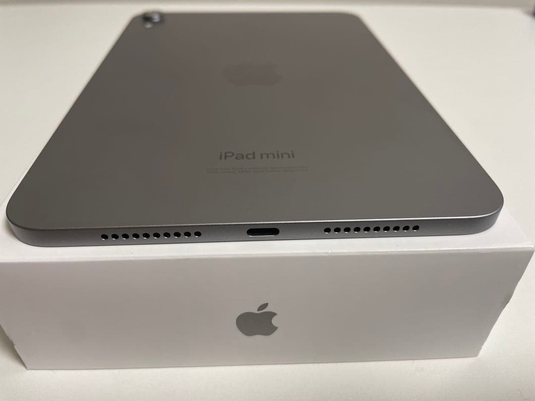 【ほぼ未使用】iPad mini A17Pro スペースグレー 128GBセット