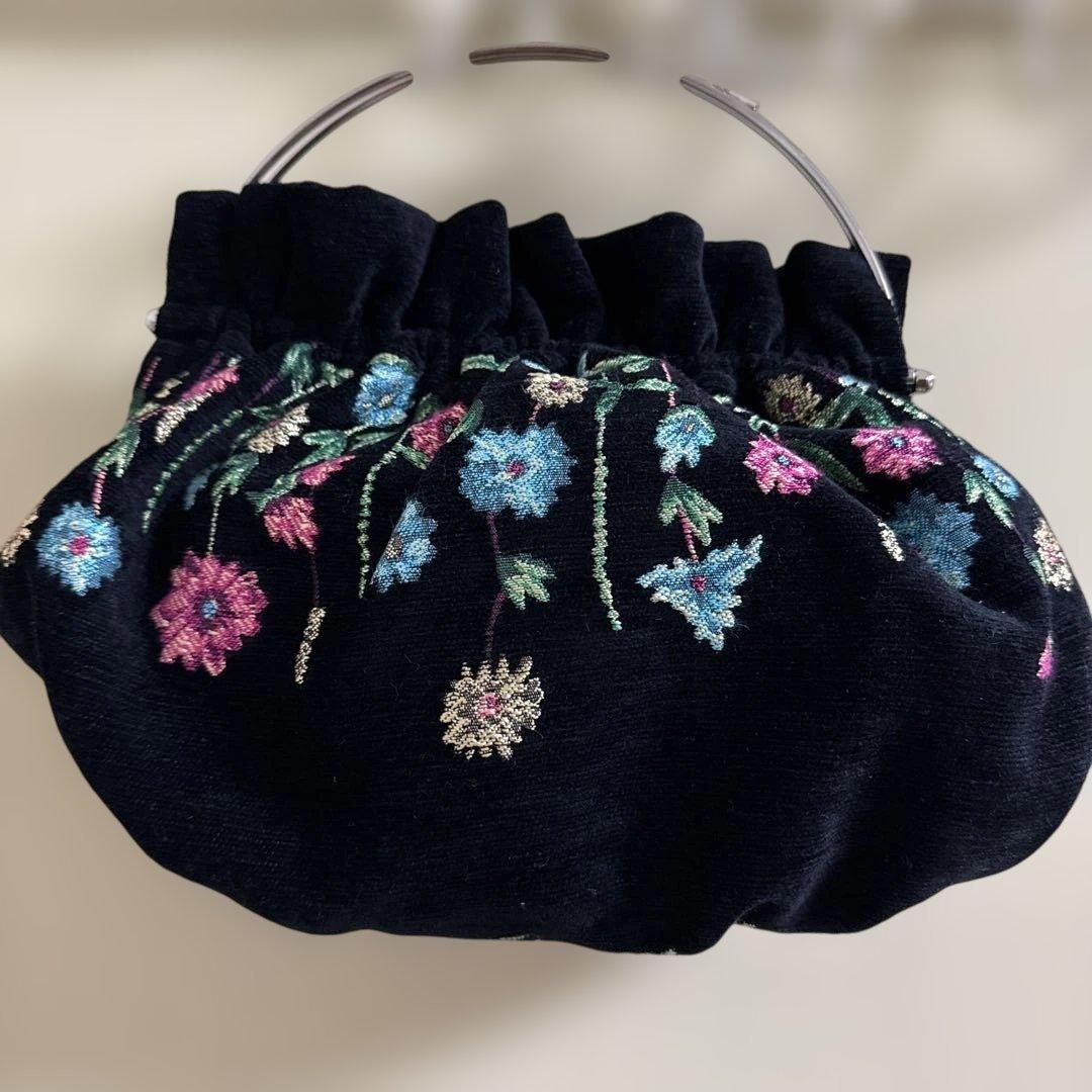 シンクビー・豪華なスパンコール付きがま口バッグ