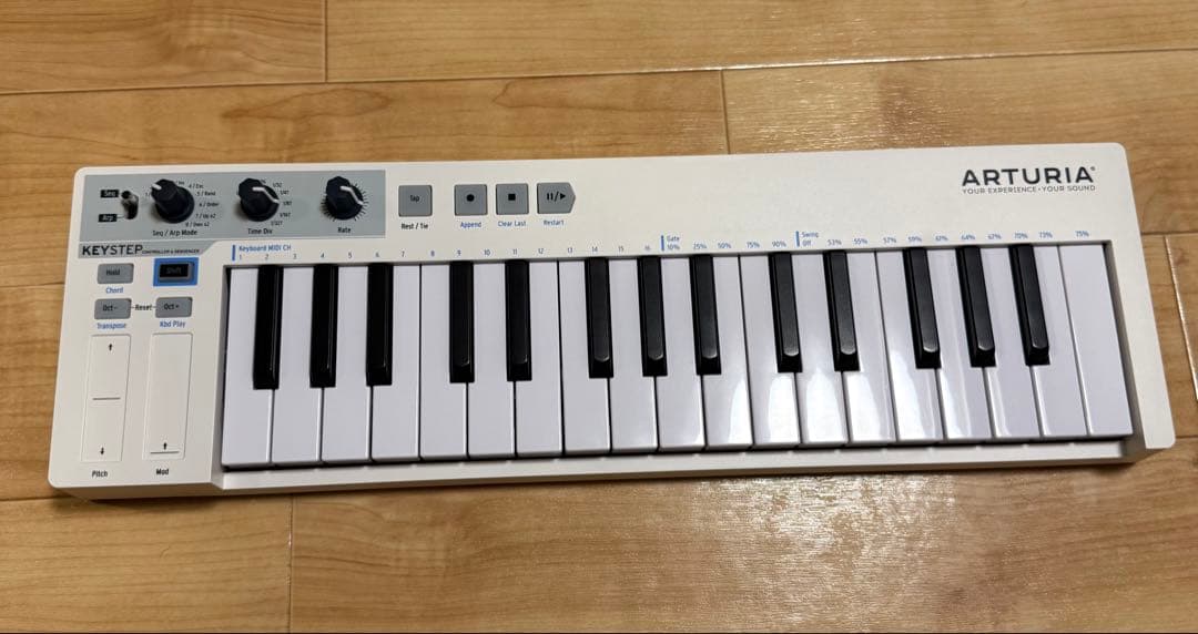 お*つ様 【超美品•完動品】ARTURIA KEYSTEP MIDIキーボード