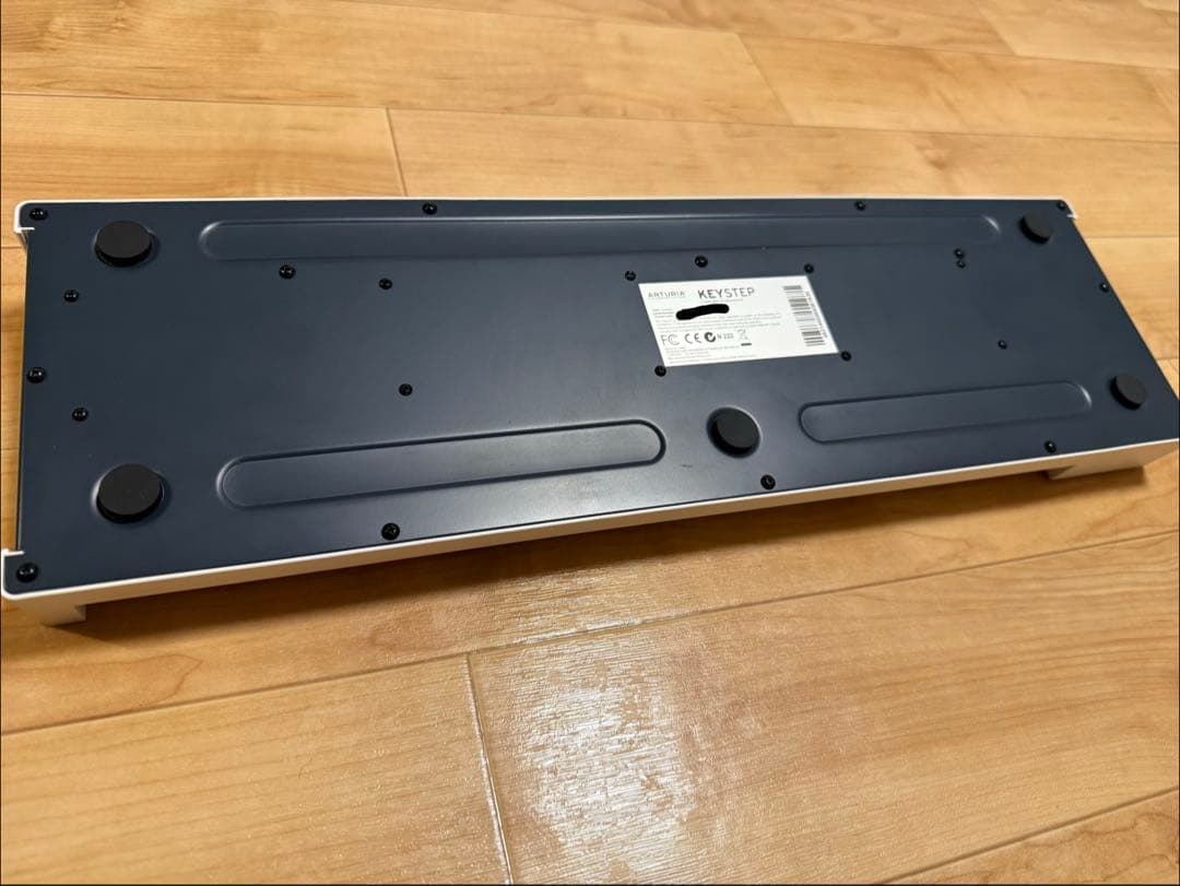 お*つ様 【超美品•完動品】ARTURIA KEYSTEP MIDIキーボード