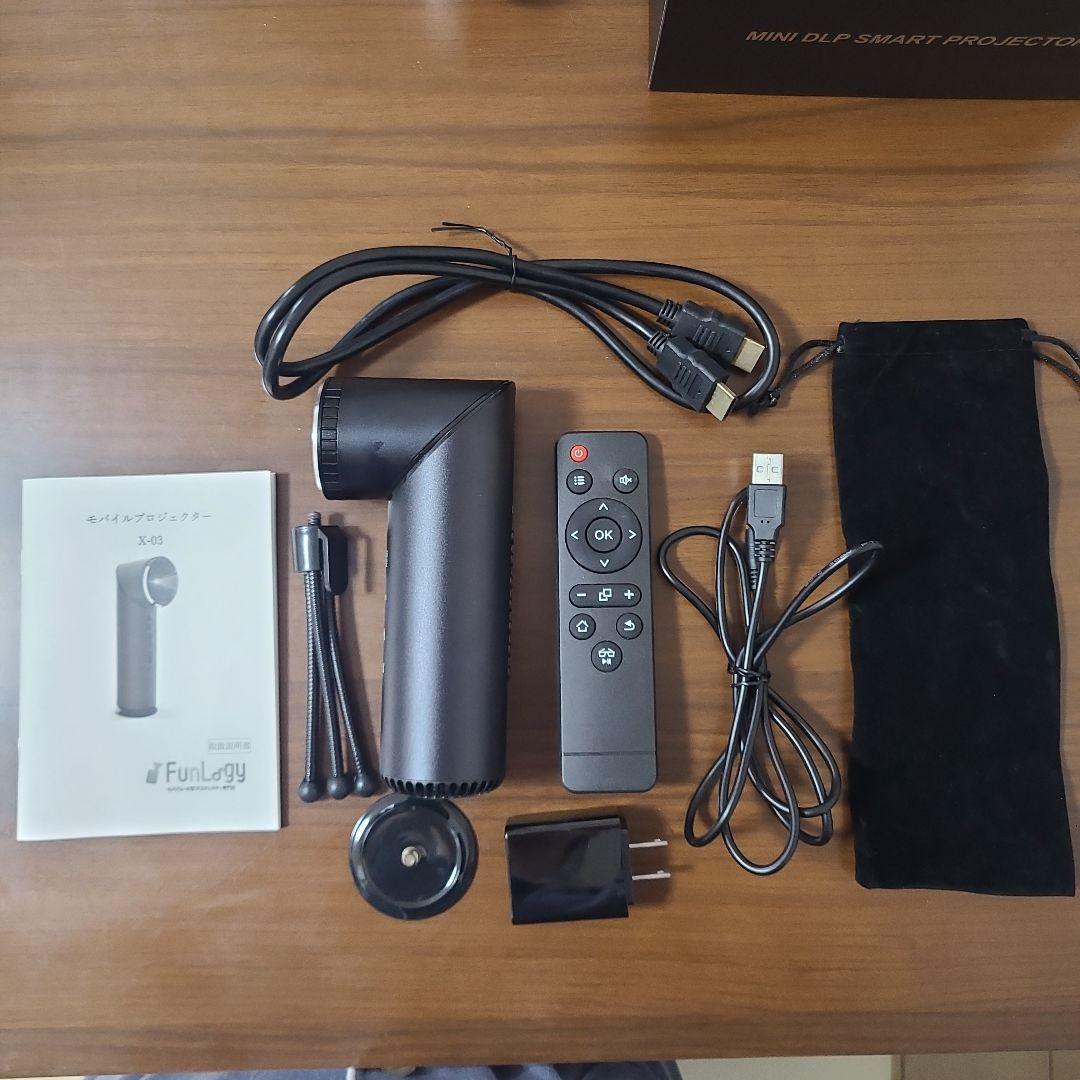 FunLogy X-03 BLACK　小型プロジェクター