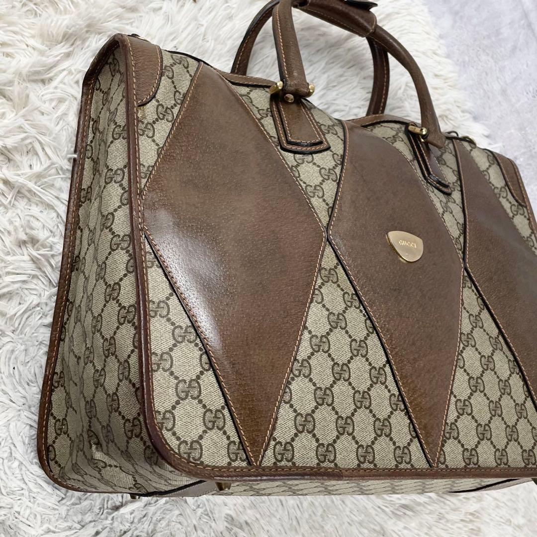 美品 グッチ PVC 2WAY ショルダーバッグ GG柄 ロゴ型押し ブラウン