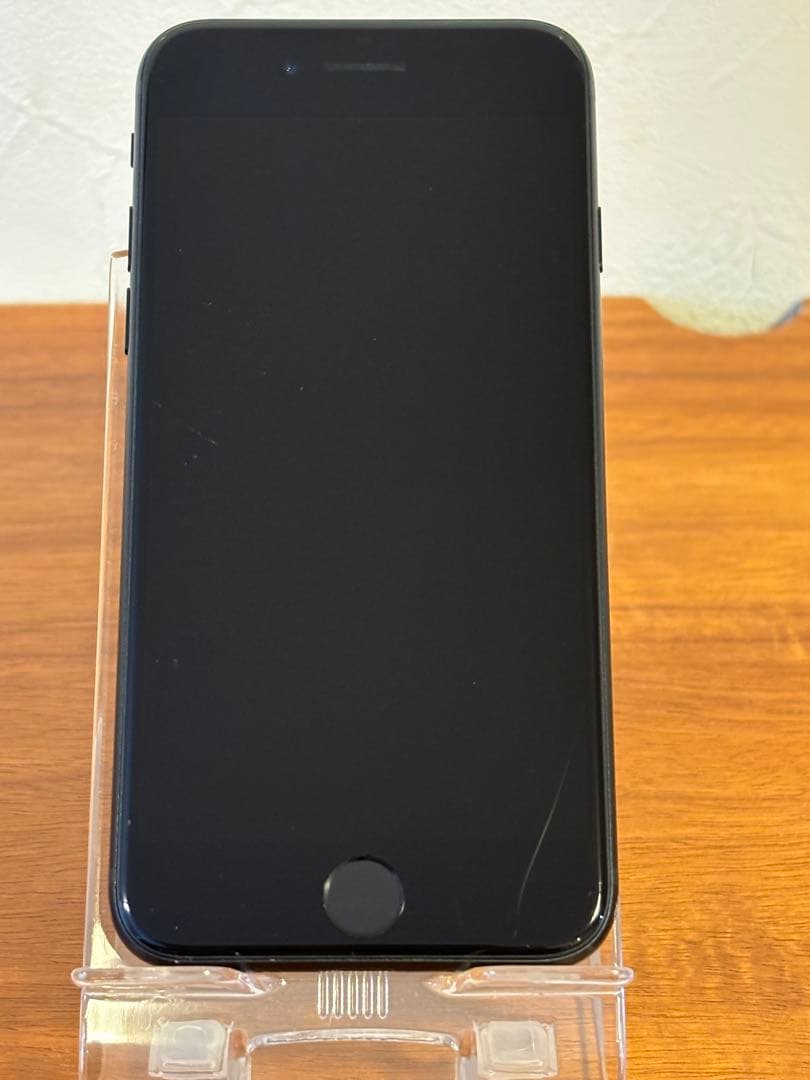 ☆美品・小傷あり☆iPhone SE 3 ⑨
