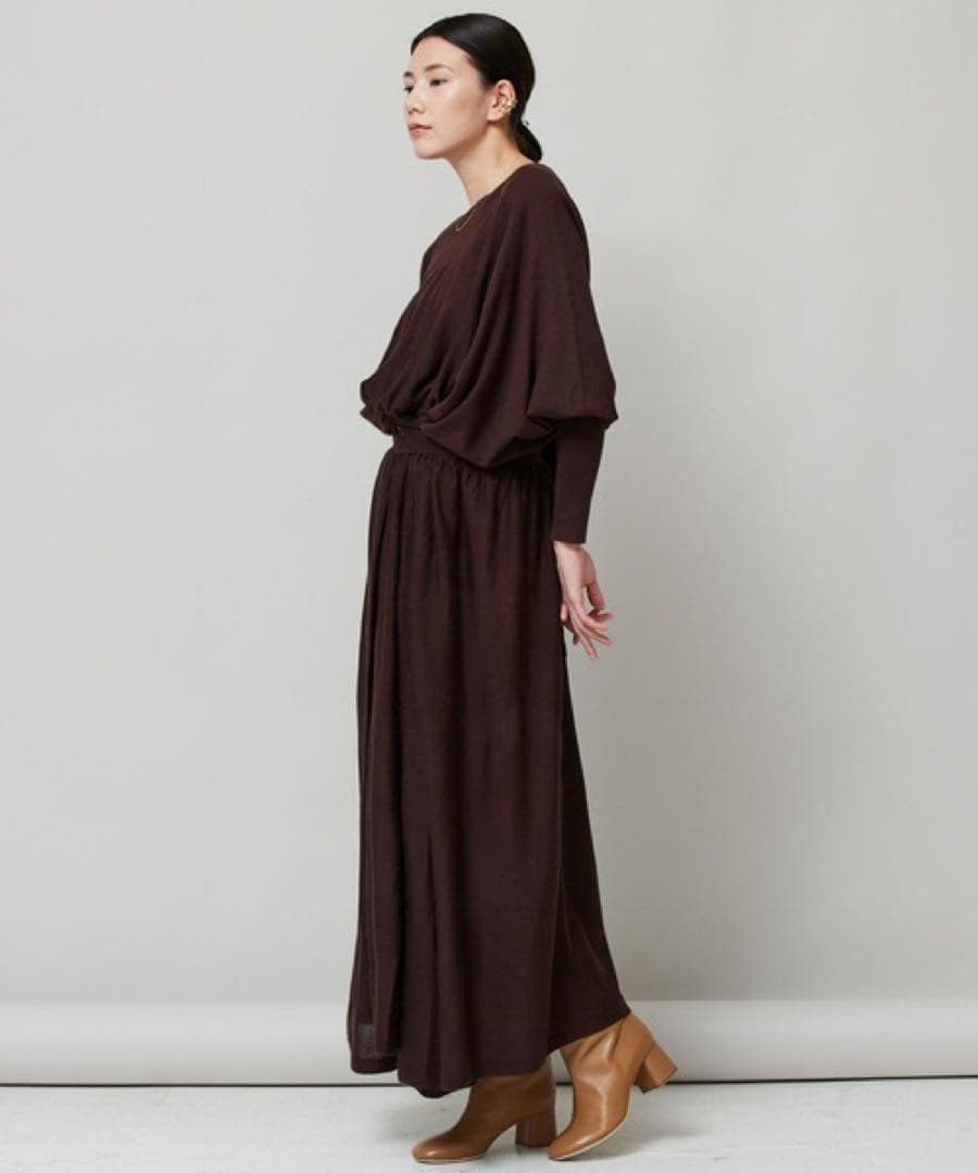 美品✨Curensology(カレンソロジー)ギャザードルマンニットワンピース