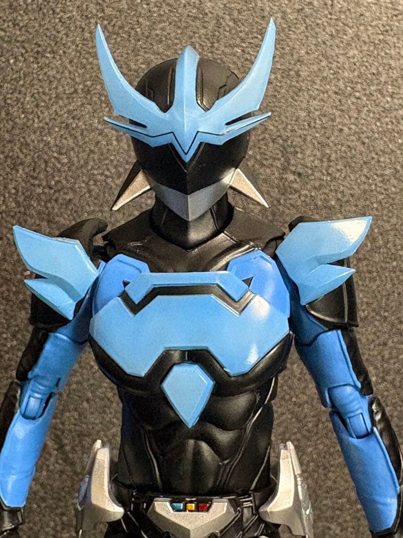 真骨彫製法 S.H.Figuarts ウイングマン