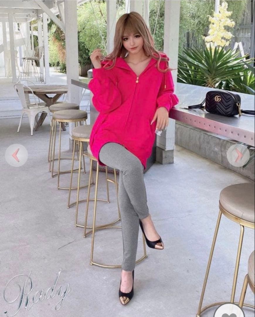 Radyパーカー　セットアップ　新品