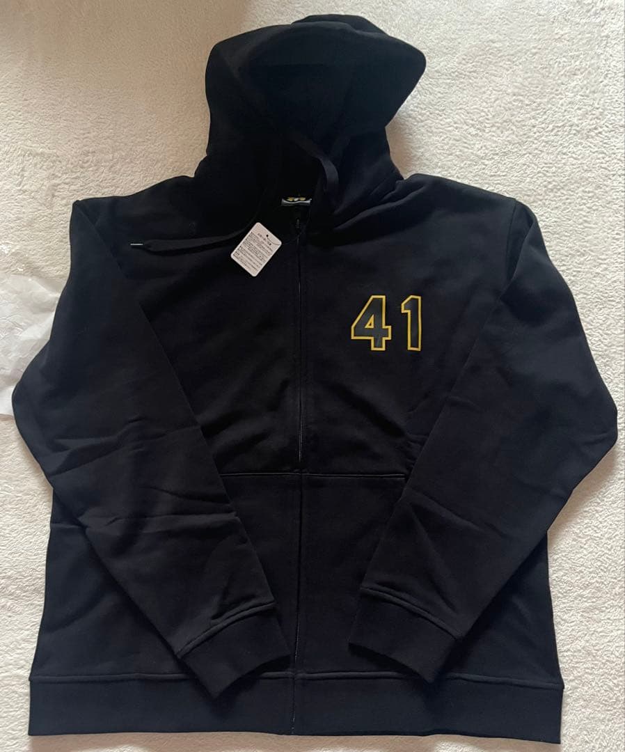 村上頌樹 阪神タイガース サイン刺繍パーカー