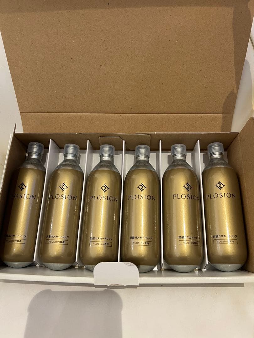 MTG プロージョン　炭酸ガス　8本