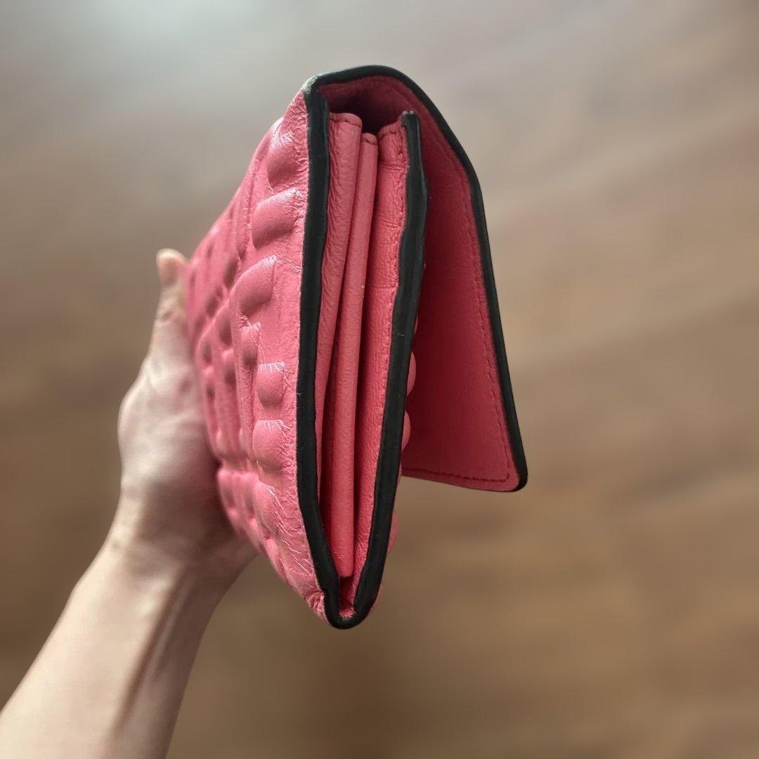 FENDI ピンクレザー 長財布　箱付き