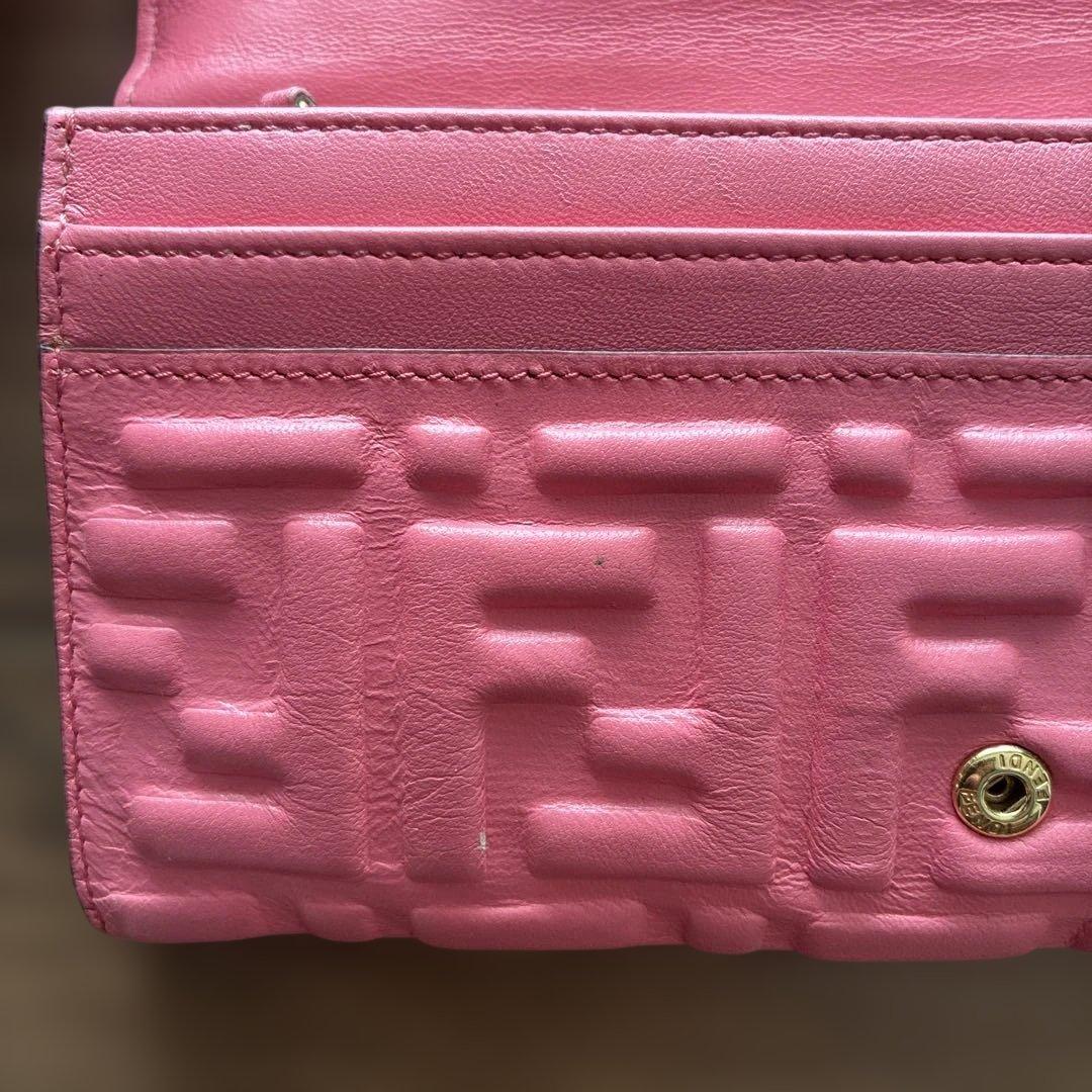 FENDI ピンクレザー 長財布　箱付き
