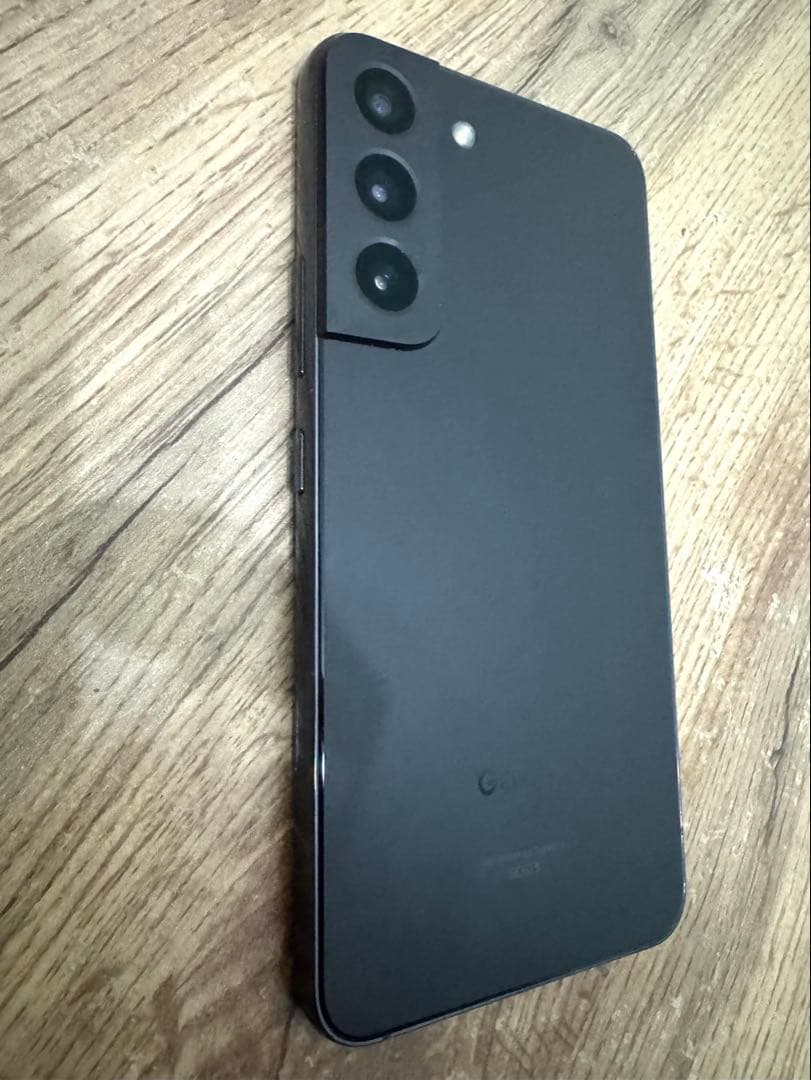 Galaxy s22 SCG13 ファントムブラック本体　SIMフリー