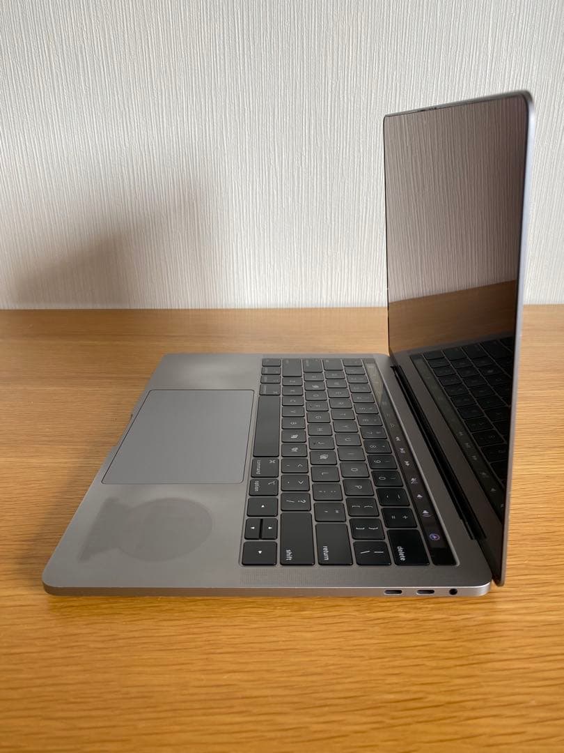 MacBook Pro 2019 高性能　1TB大容量　MacBook本体