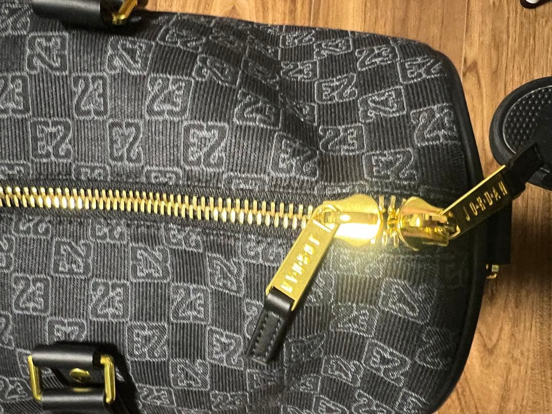 ジョーダンボントンバック