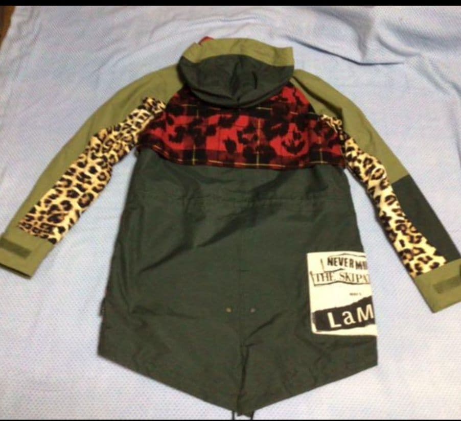 Burton スノーボードジャケット Mサイズ