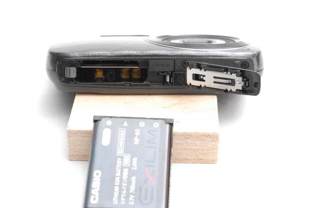 CASIO EXILIM EX-N10 (良品）