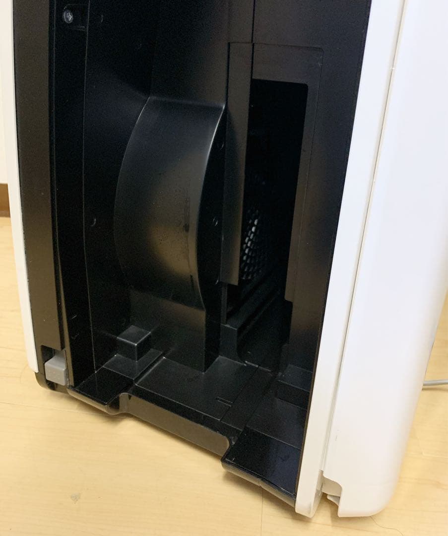 【美品】シャープ 加湿空気清浄機 プラズマクラスター 25000 KI-JX75