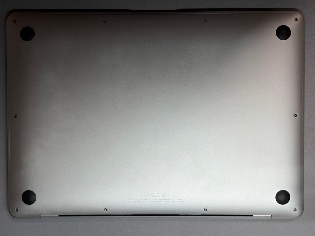 MacBook本体 MacBook Air M1 2020