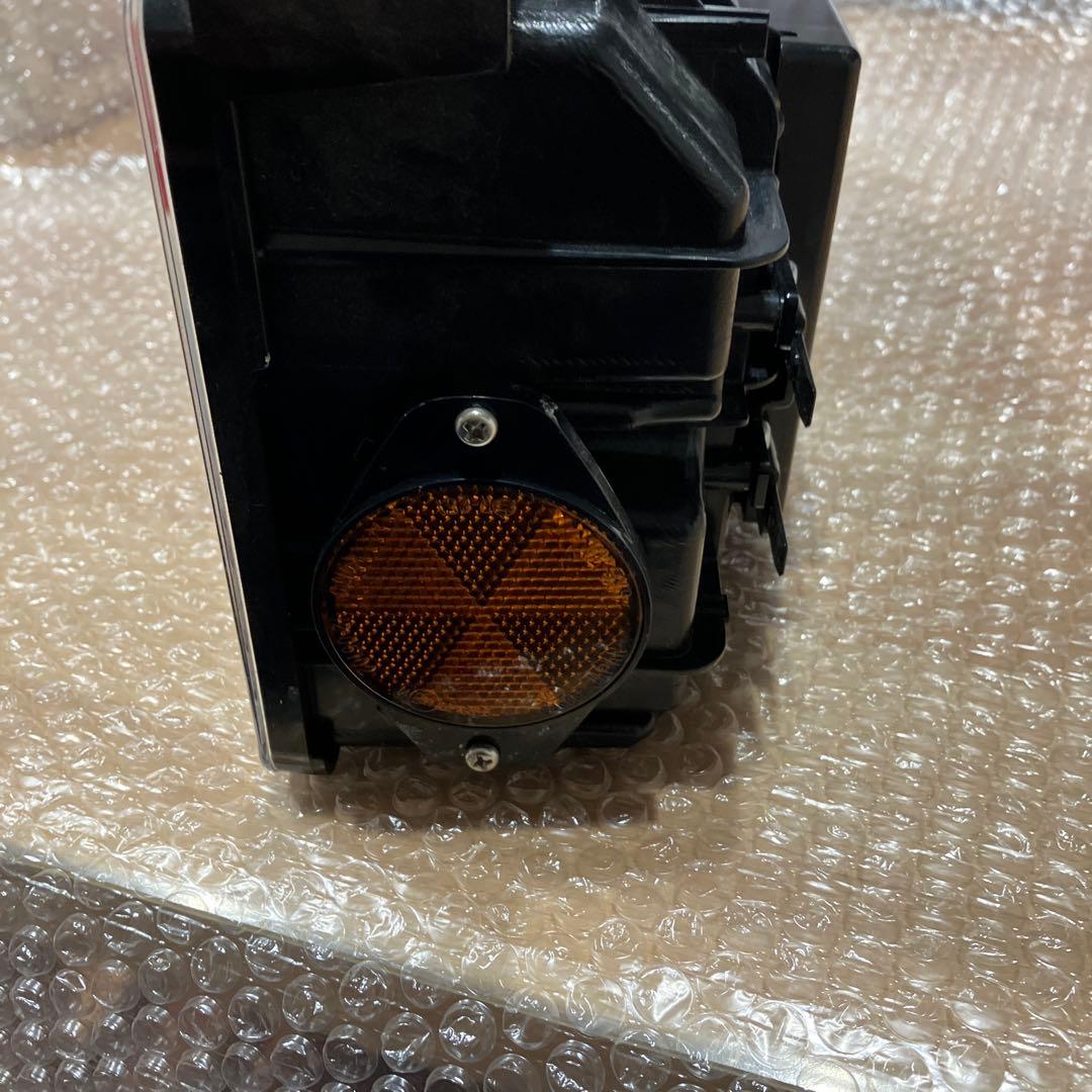 小糸　2連LEDテールランプ　左右セット