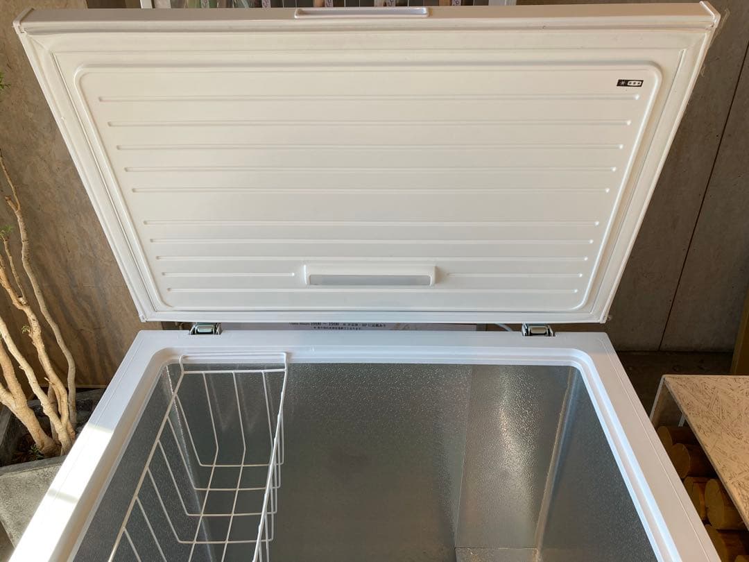 直接引き取り限定‼️ 2024年製COMFEE 198L 横型冷凍庫 ホワイト