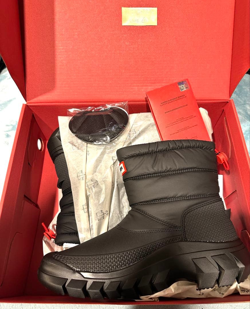 新品　超人気 HUNTER スノーブーツ ショート (24cm) 防寒防水