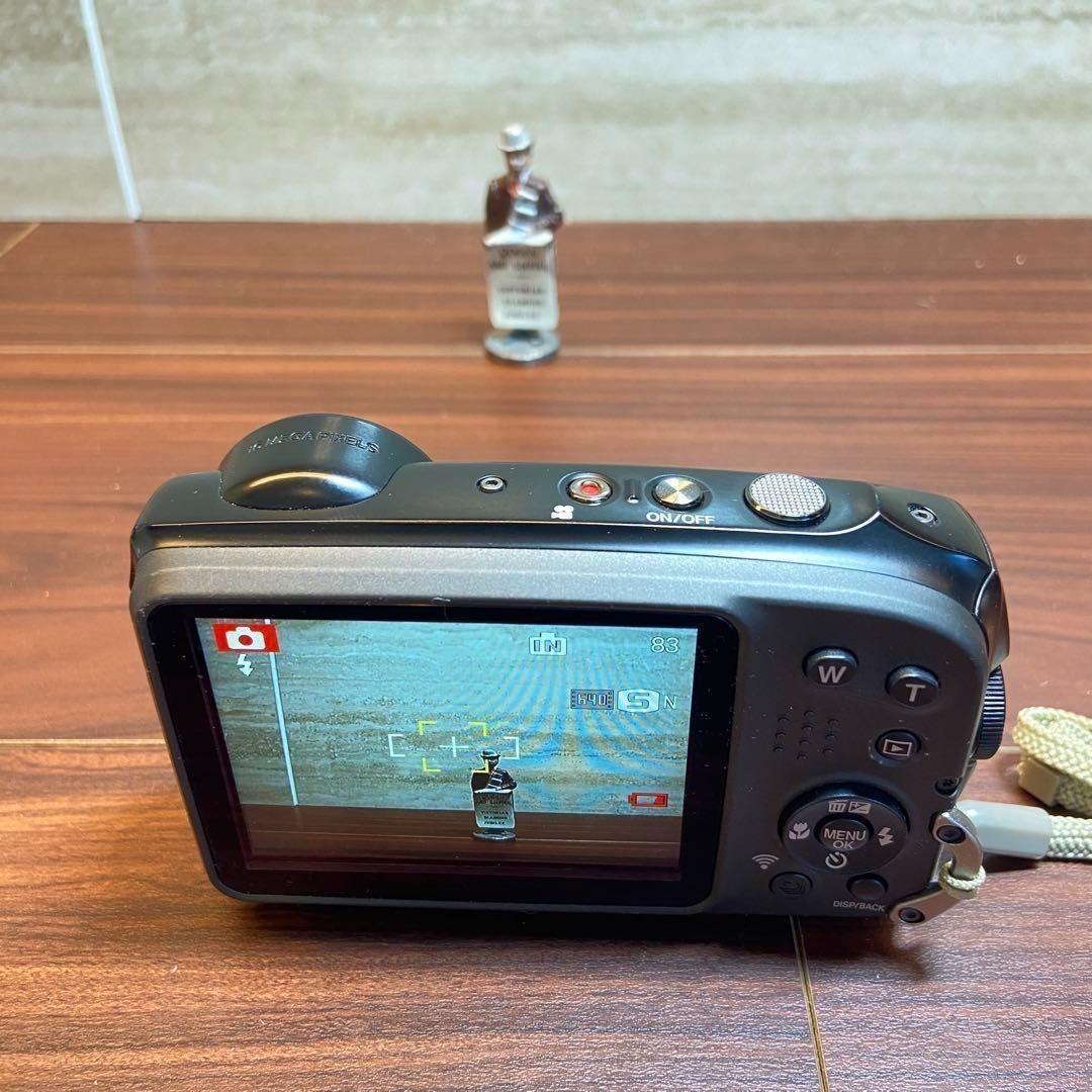 FUJI FILM FinePix XP90 デジカメ ほぼ新品 3812