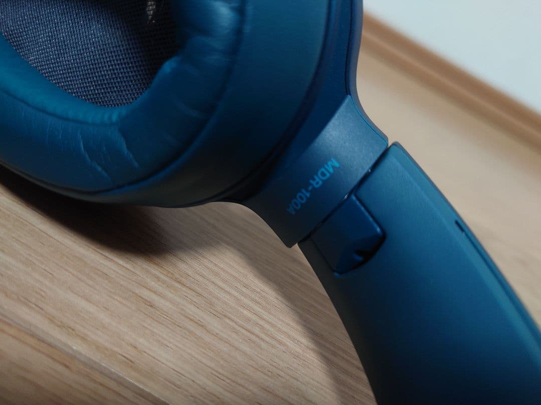 h.ear on（MDR-100A) 初音ミクモデル