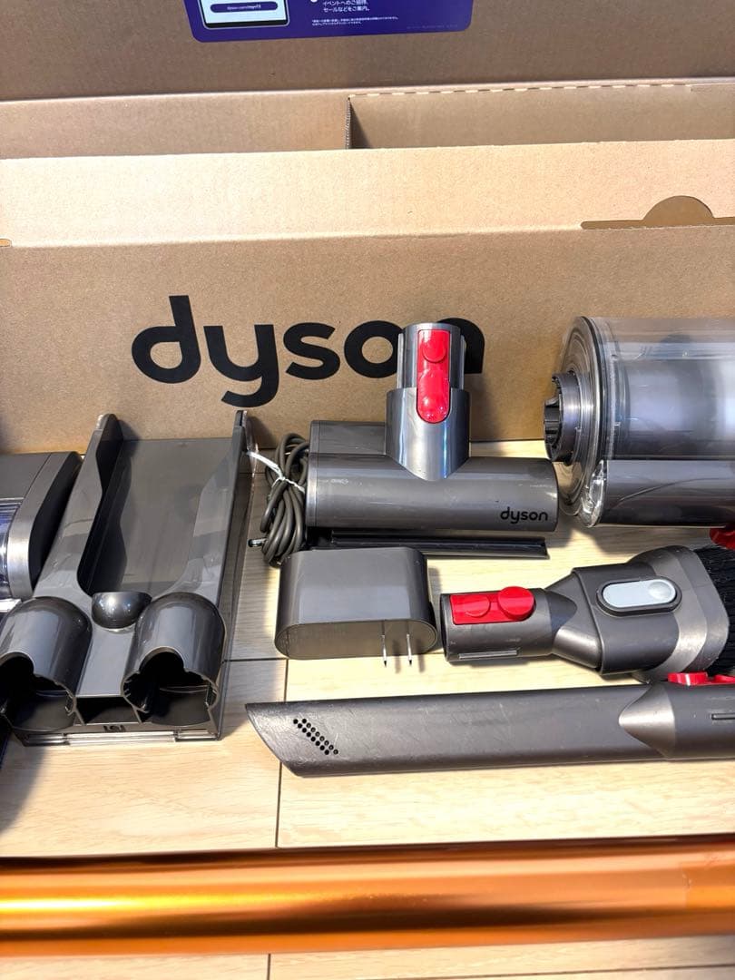 ダイソン　Dyson Cyclone V10 SV12 各種アタッチメント付き