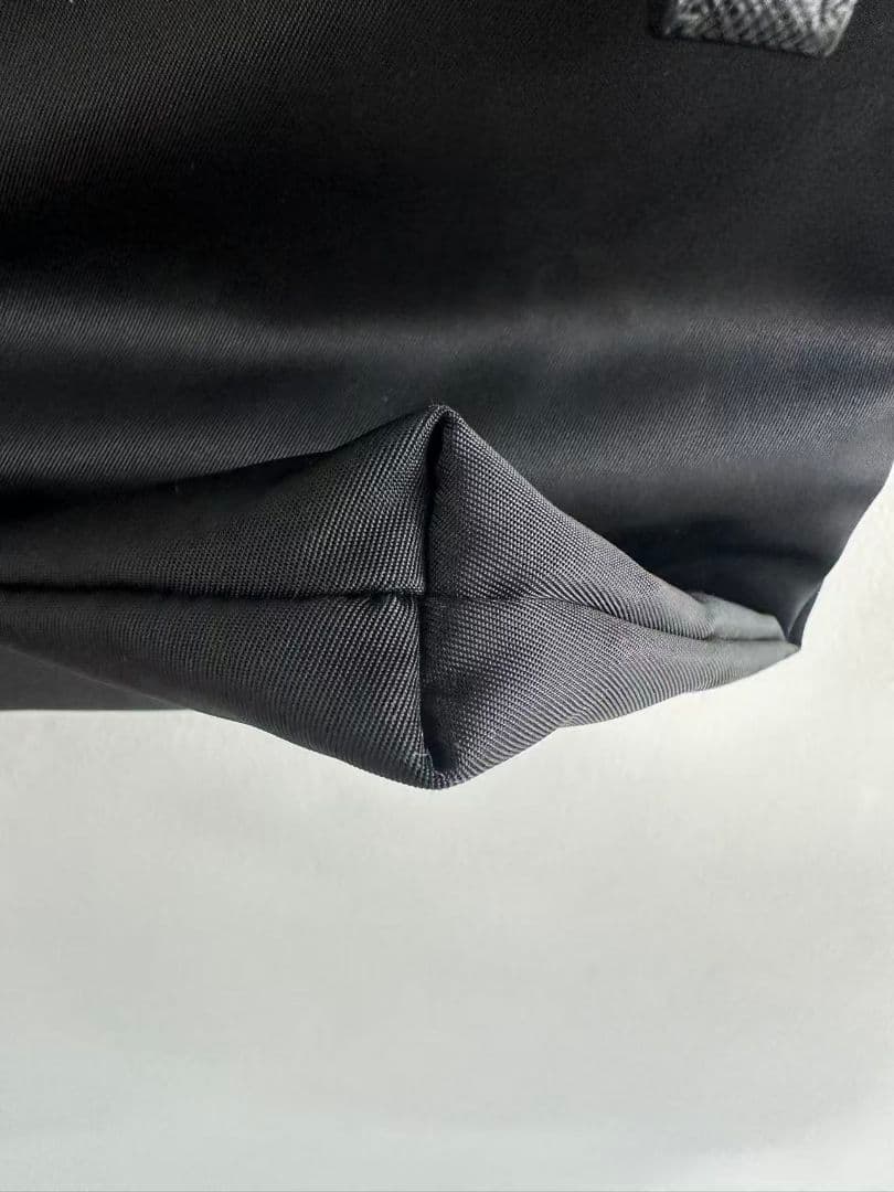 PRADA 黒いナイロンショルダーバッグ 超美品