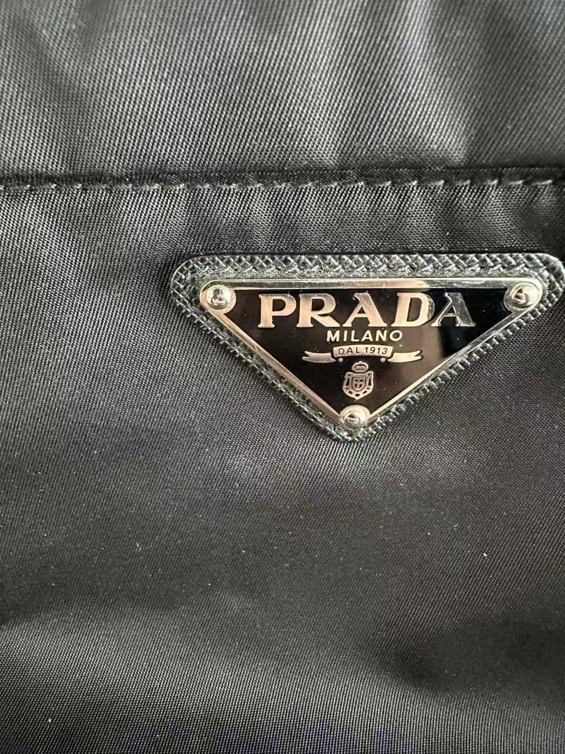 PRADA 黒いナイロンショルダーバッグ 超美品