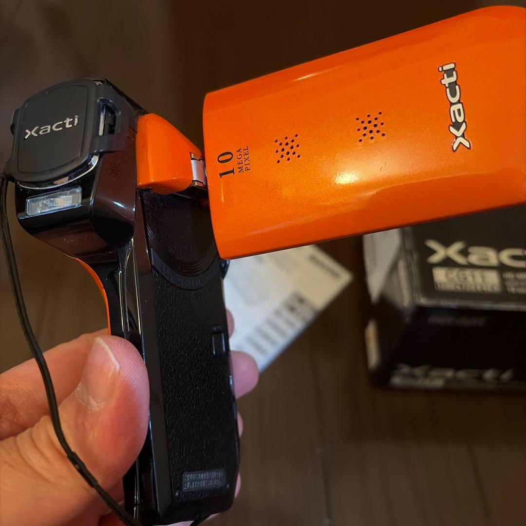 XACTI cg11 オレンジ　箱付