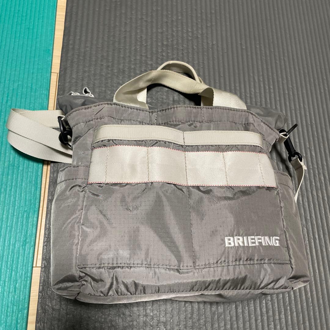 BRIEFING ショルダー　カートバッグ グレー