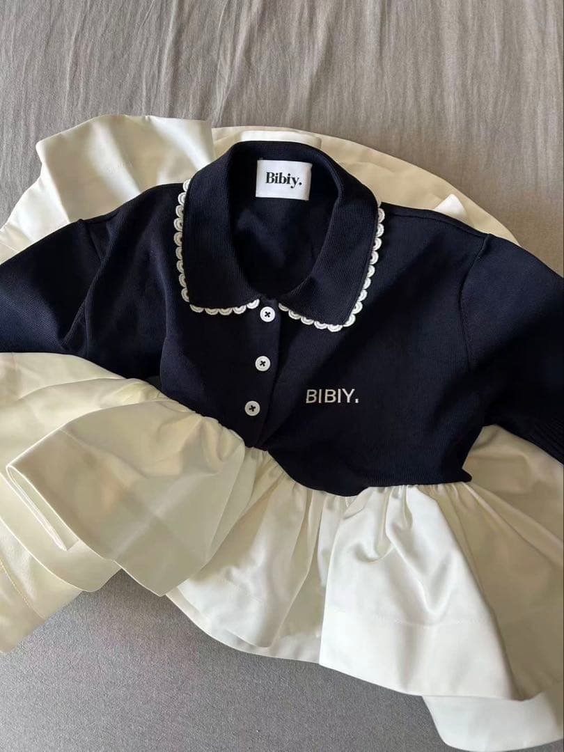 bibiy ポロペプラムトップス