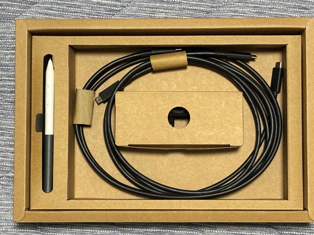 Wacom One 液晶ペンタブレット 12 DTC121W0D