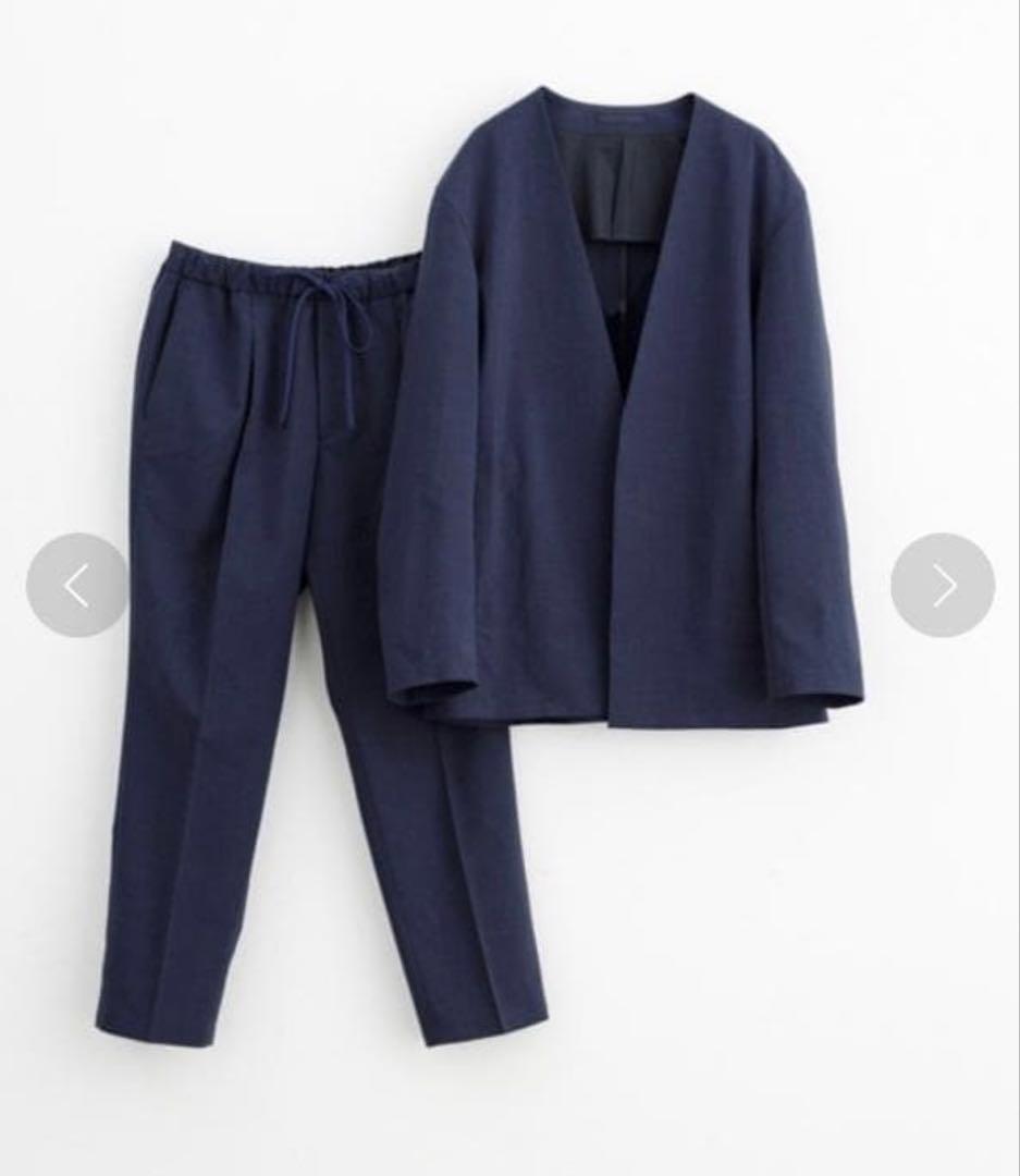 アダムエロペ ノーカラージャケット＆イージーパンツ セットアップ ネイビー系 M