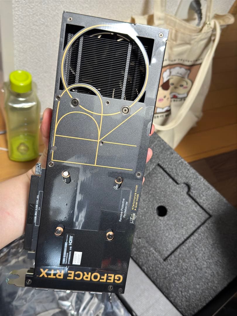 ASUS Proart RTX4070 SUPER 箱付き美品