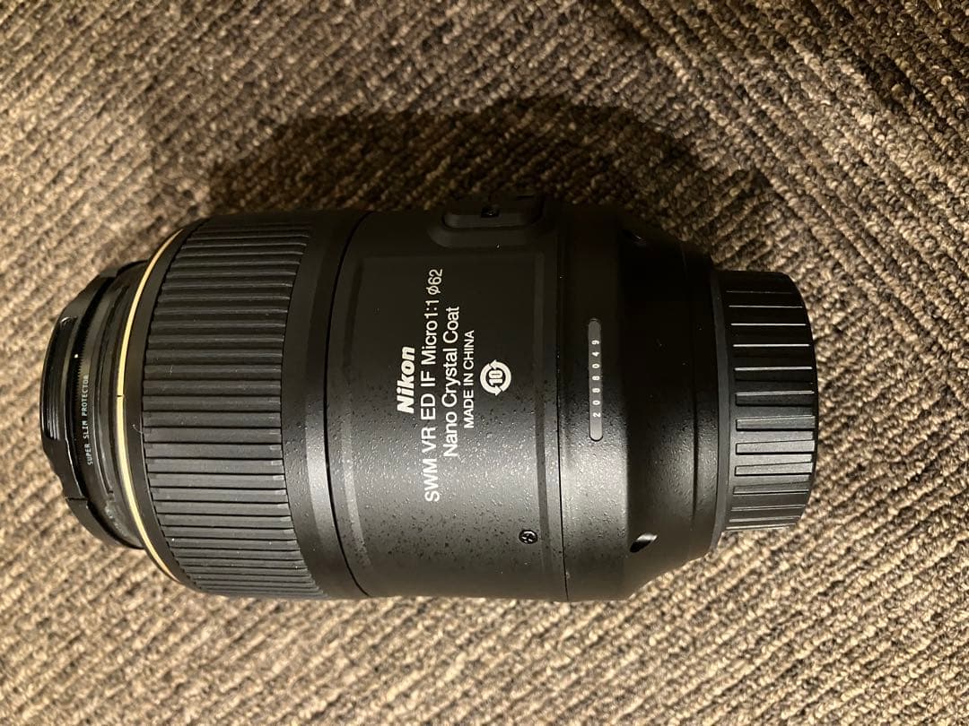 NIKKOR 105mm f/2.8G IF-ED VR マイクロレンズ