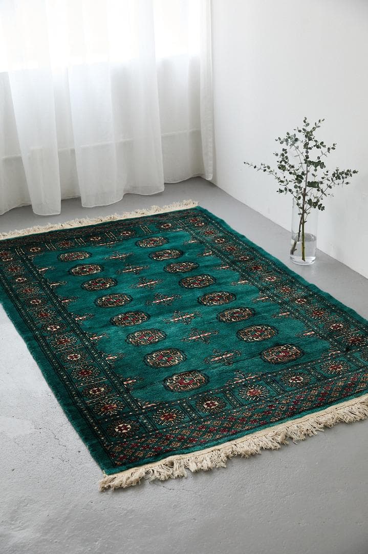 希少　ヴィンテージラグ　ラホール産　トライバルラグ（208×127cm）緑