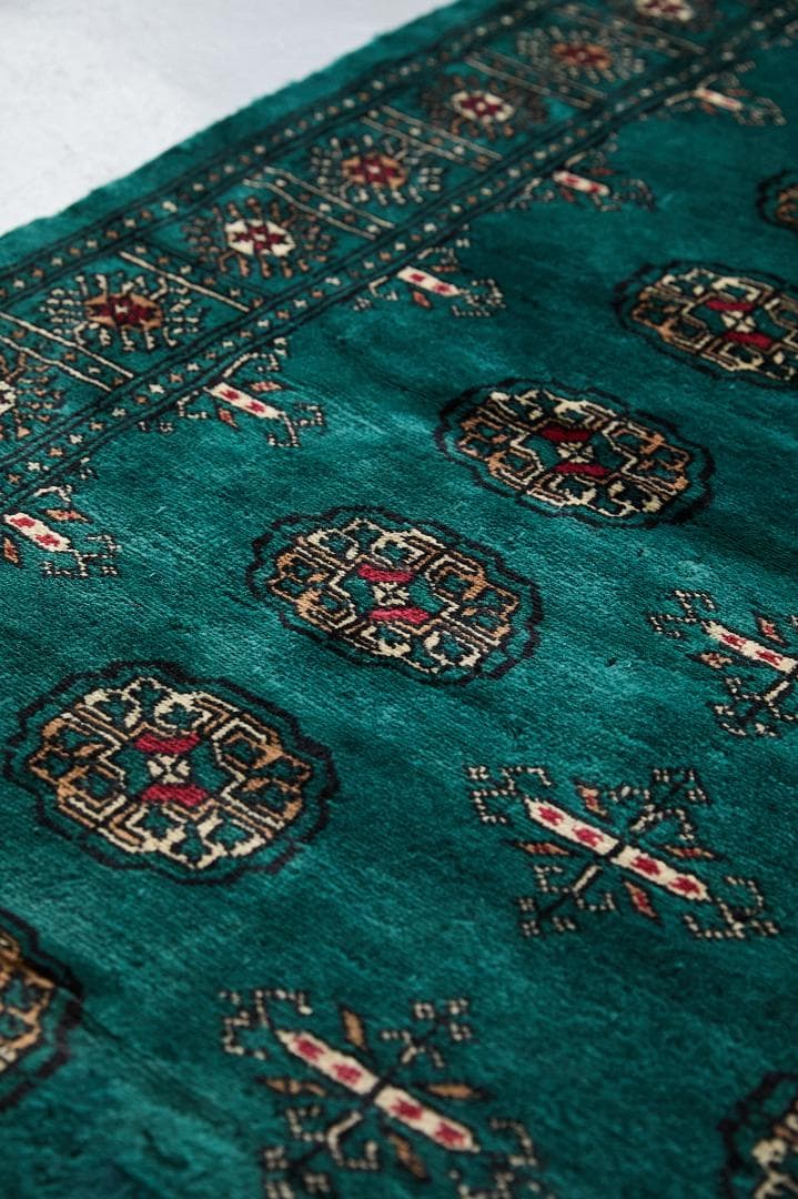 希少　ヴィンテージラグ　ラホール産　トライバルラグ（208×127cm）緑