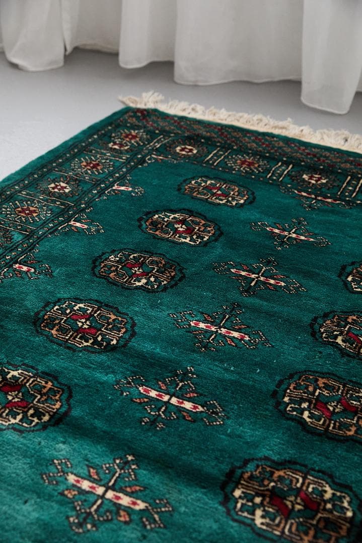 希少　ヴィンテージラグ　ラホール産　トライバルラグ（208×127cm）緑