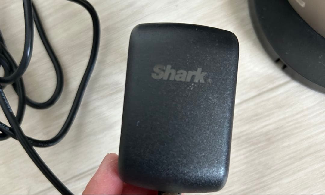 Shark EVOPOWER DX ハンディクリーナー WV517JST