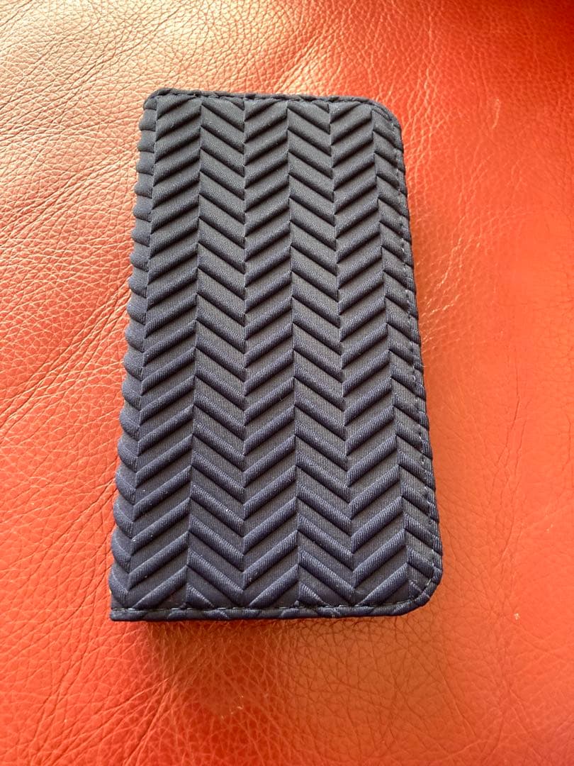 l4k3、レーク、iPhone 16Pro専用ケース、ネイビー、新品未使用