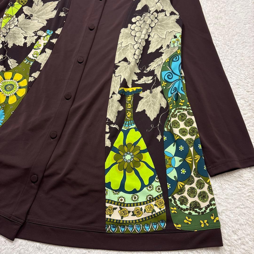 トクコプルミエヴォル　前開きチュニック　ブラウン　ワインボトル　葡萄　ブラウン