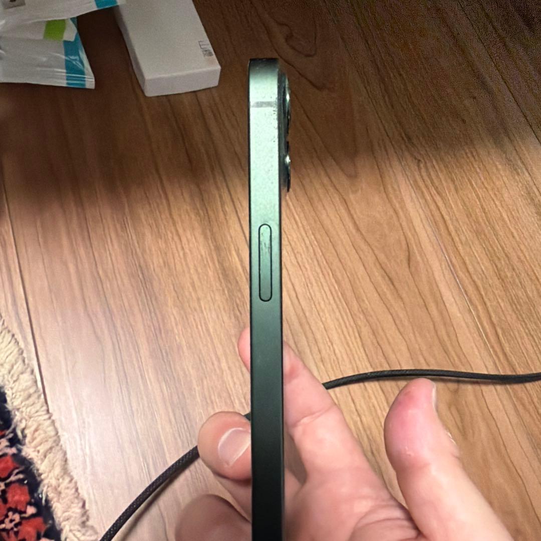 箱あり　simフリー iPhone13 128G グリーン　バッテリー80%