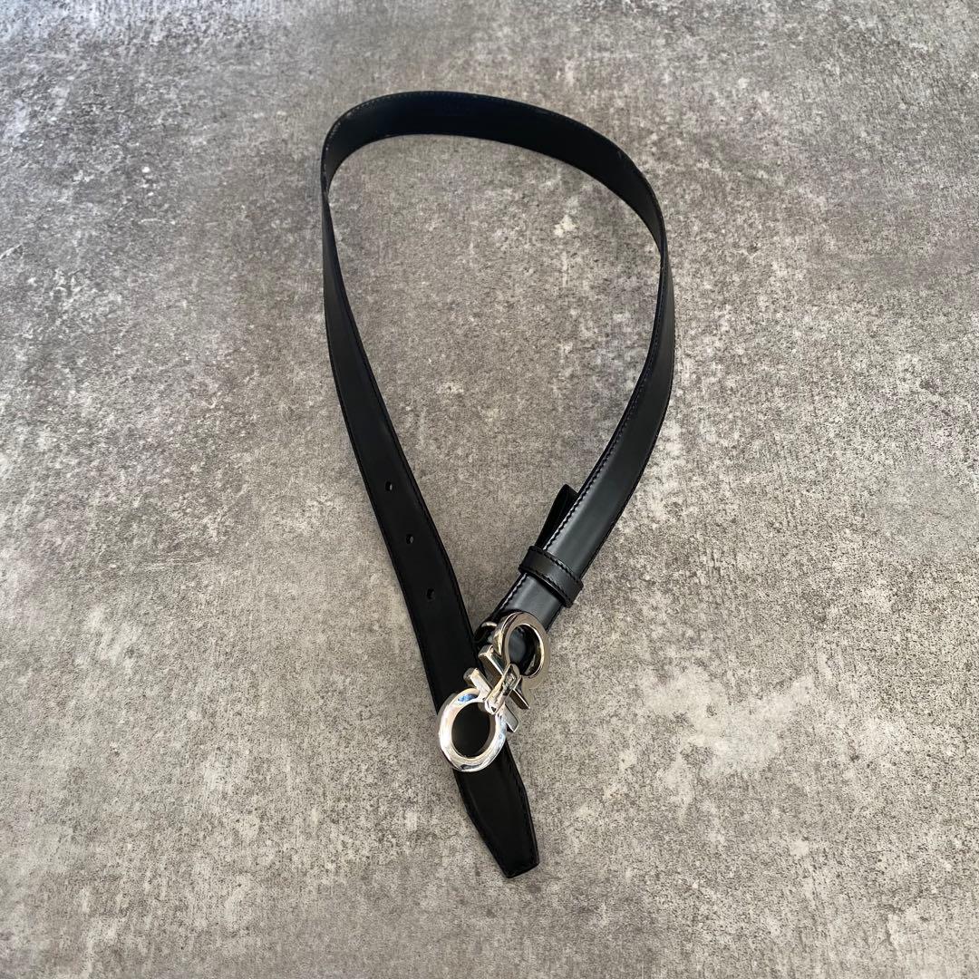 サルヴァトーレフェラガモ ダブルガンチーニ ベルト ブラック シルバー 黒