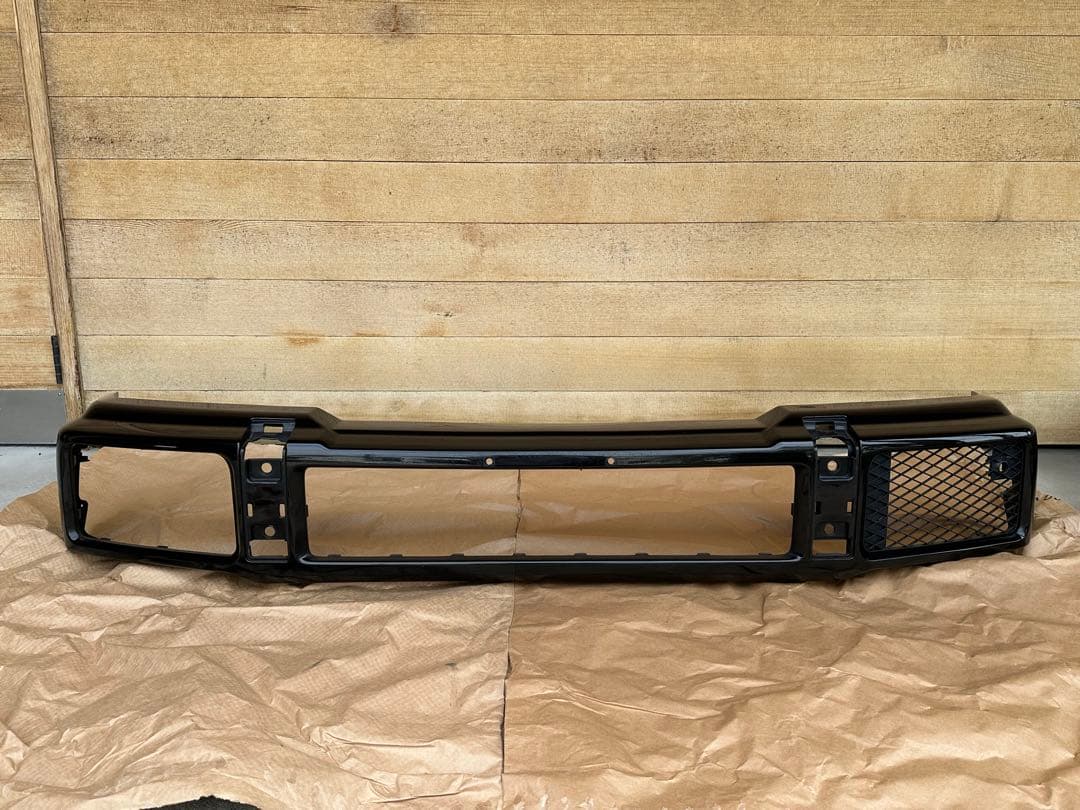 ベンツGクラス W463 2016年式フロントバンパー　オブシディアンブラック